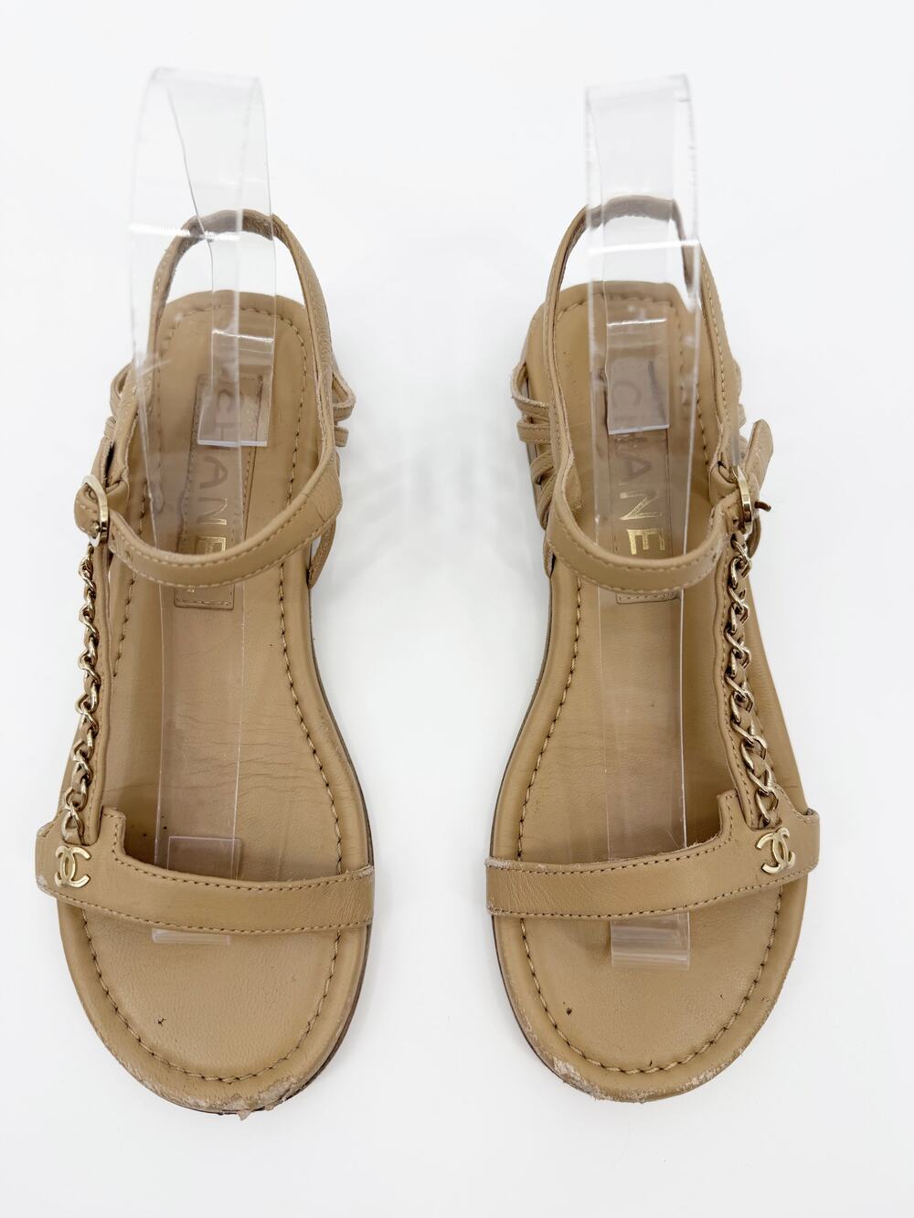Chanel 24S Beige Tan Leather Interwoven Chain CC Logo Strappy Flat Sandal 37 7